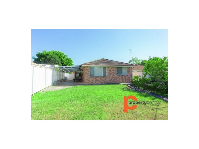 5 Westcott Place, Oakhurst NSW 2761