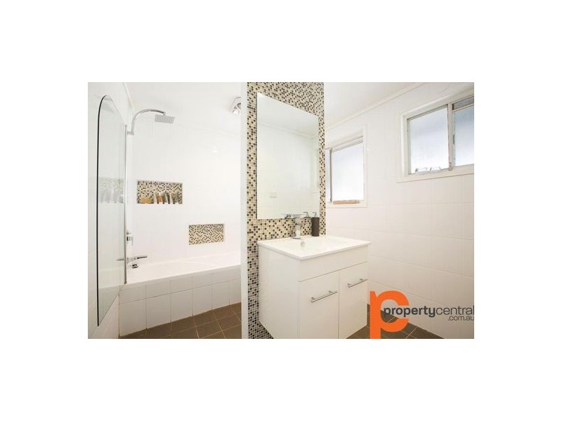 20 Greenbank Drive, Werrington Downs NSW 2747