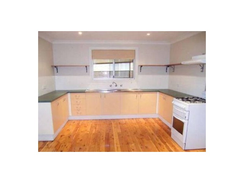 2 Moorehead Avenue, Silverdale NSW 2752