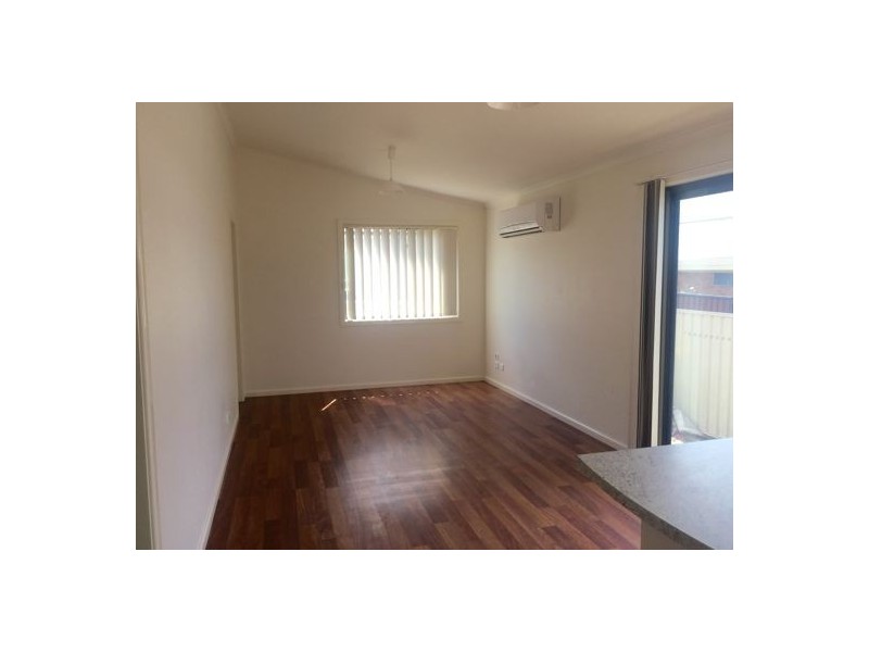 84a College Street, Cambridge Park NSW 2747