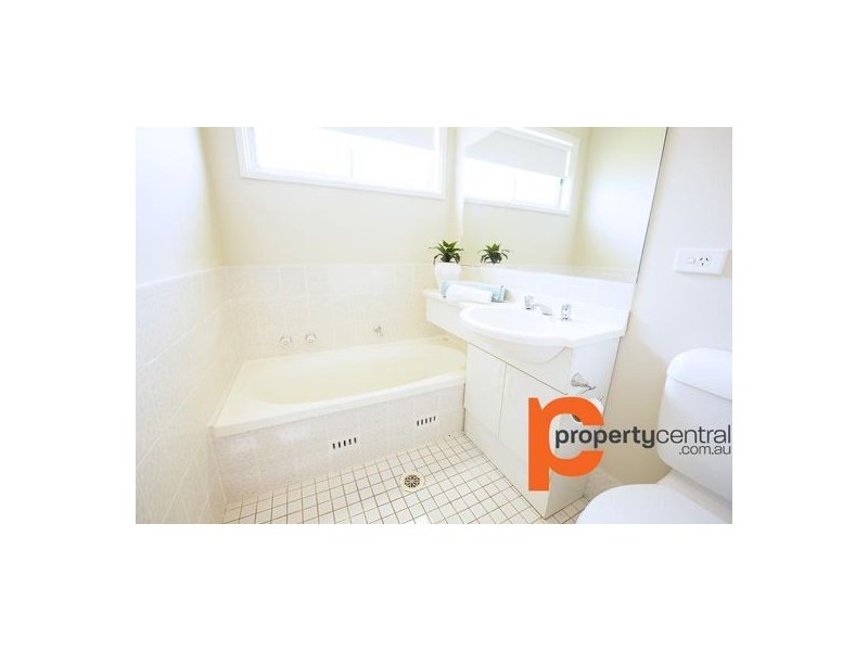 1 Arcturus Close, Cranebrook NSW 2749