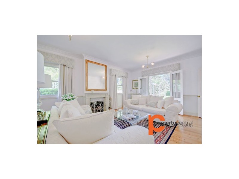 195 Singles Ridge Road, Yellow Rock NSW 2777