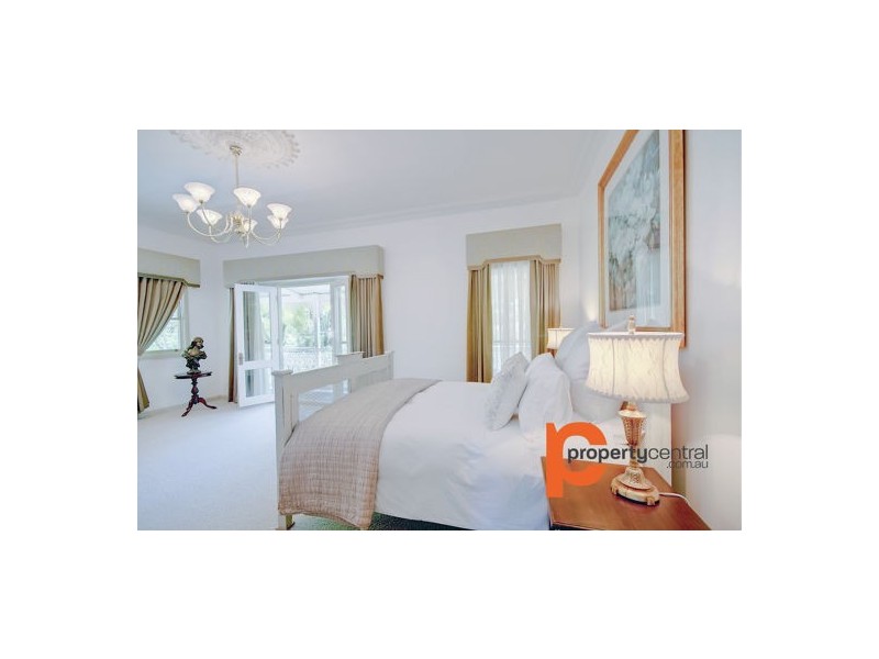 195 Singles Ridge Road, Yellow Rock NSW 2777