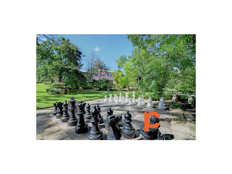 195 Singles Ridge Road, Yellow Rock NSW 2777