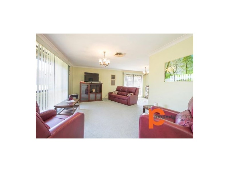 2 Joanna Street, South Penrith NSW 2750