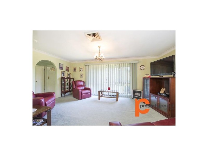 2 Joanna Street, South Penrith NSW 2750