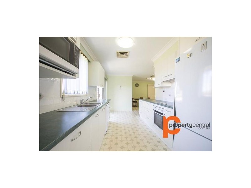 2 Joanna Street, South Penrith NSW 2750