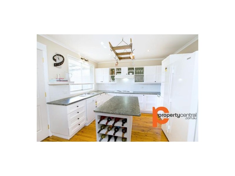 19 Melita Road, Cambridge Park NSW 2747