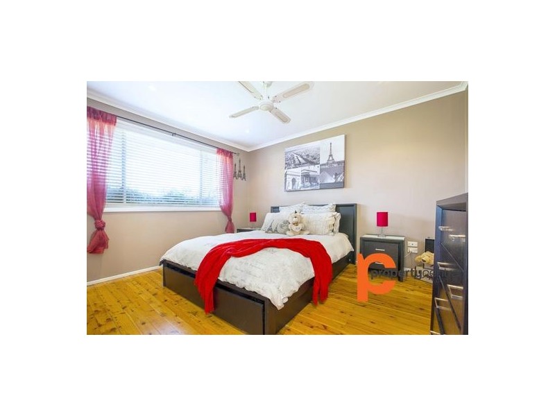 19 Melita Road, Cambridge Park NSW 2747