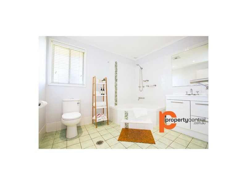 19 Melita Road, Cambridge Park NSW 2747