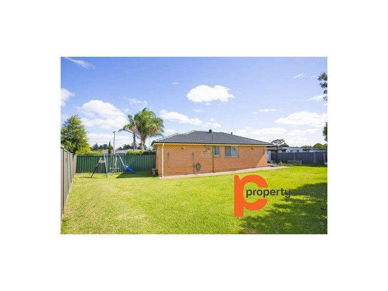 19 Melita Road, Cambridge Park NSW 2747