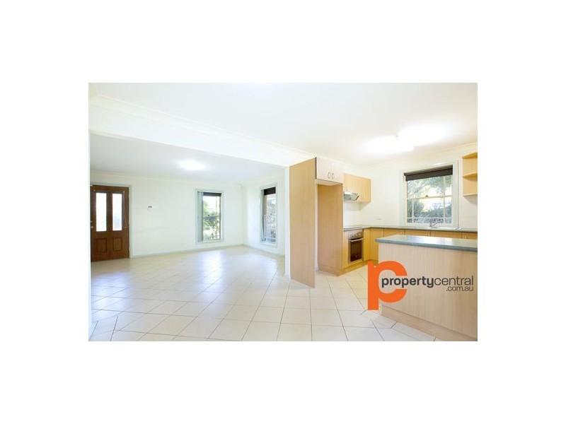 1/10. First Street, Kingswood NSW 2747