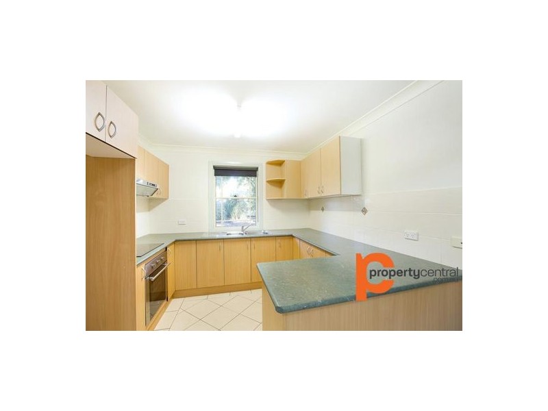 1/10. First Street, Kingswood NSW 2747