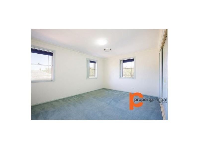 1/10. First Street, Kingswood NSW 2747