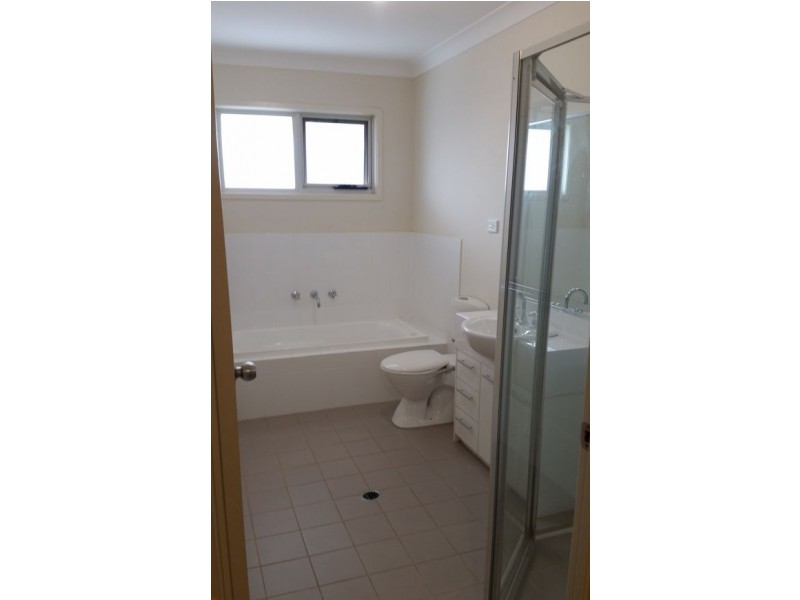 60 Fowler Street, Claremont Meadows NSW 2747