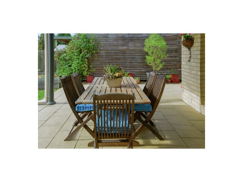 10 Britten Close, Cranebrook NSW 2749