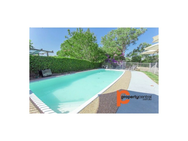 87 Russell Avenue, Valley Heights NSW 2777