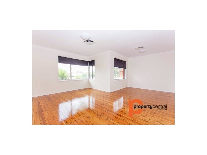 11 Timgalen Avenue, South Penrith NSW 2750