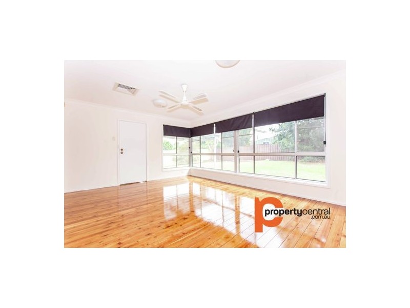 11 Timgalen Avenue, South Penrith NSW 2750