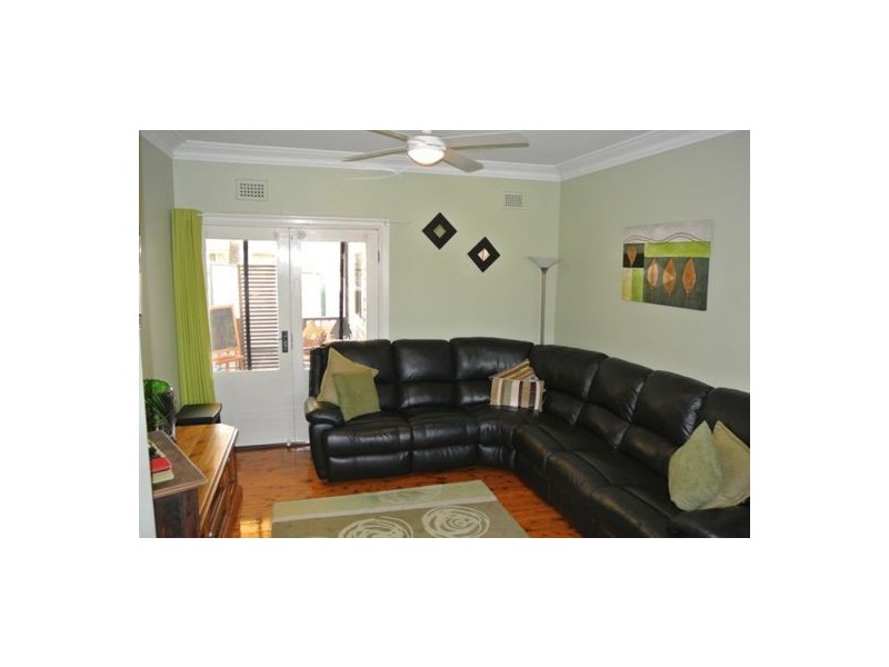 2 Norfolk Road, Cambridge Park NSW 2747