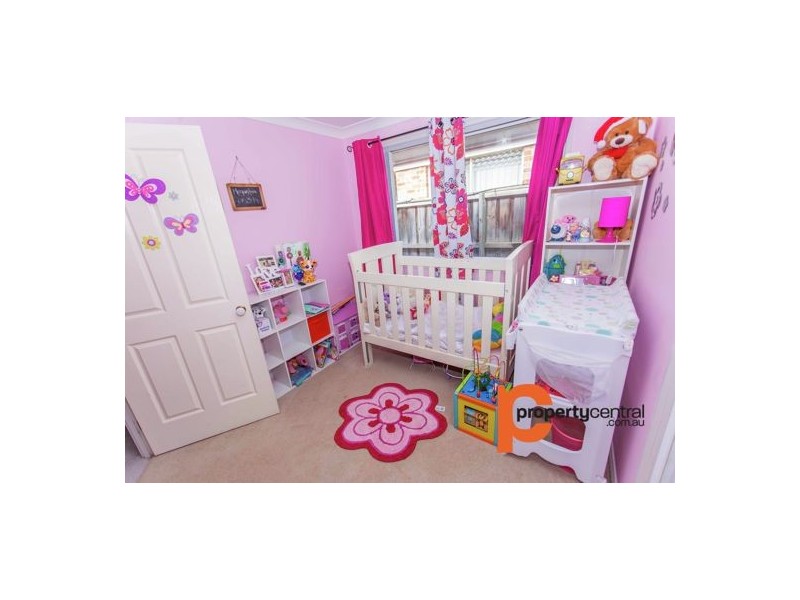 5 Geranium Close, Glenmore Park NSW 2745