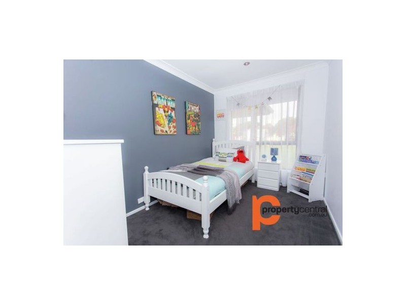 3 Shandlin Place, South Penrith NSW 2750