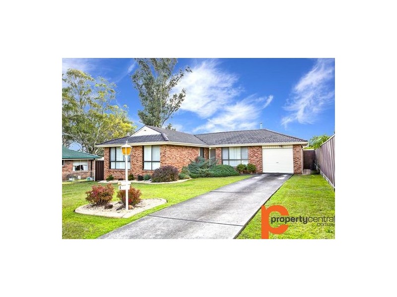 5 Plover Close, St Clair NSW 2759