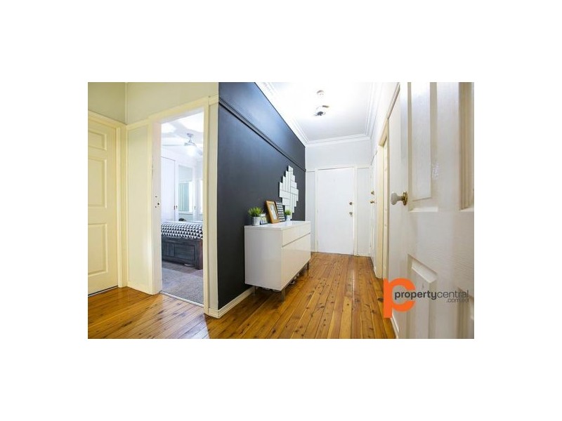 1/24 Eton Road, Cambridge Park NSW 2747