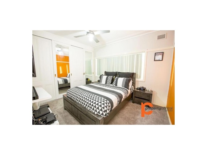 1/24 Eton Road, Cambridge Park NSW 2747