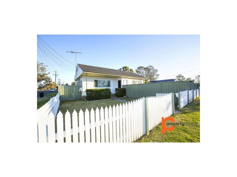 1/24 Eton Road, Cambridge Park NSW 2747