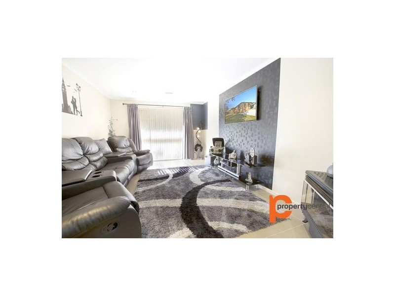 2 Summercrop Place, Werrington Downs NSW 2747