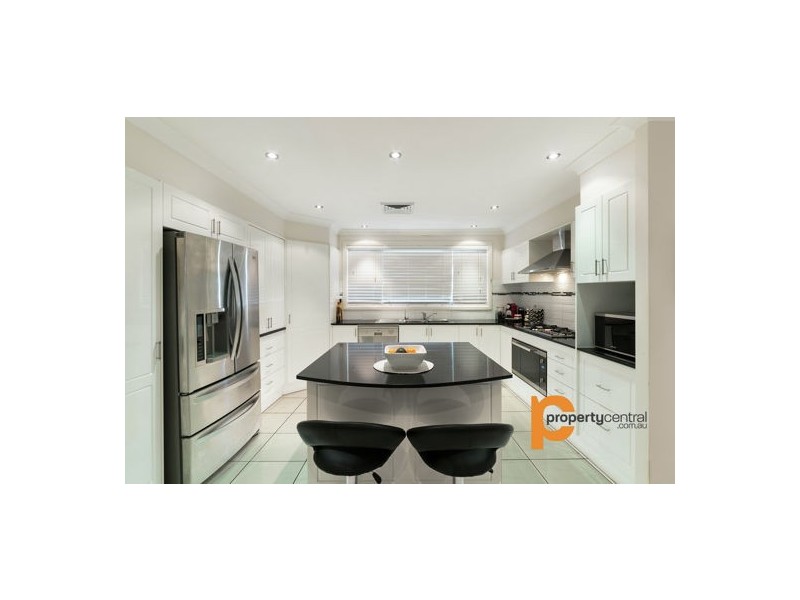 15 Iluka Road, Claremont Meadows NSW 2747