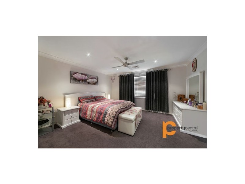 15 Iluka Road, Claremont Meadows NSW 2747