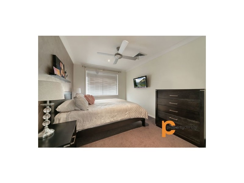 15 Iluka Road, Claremont Meadows NSW 2747