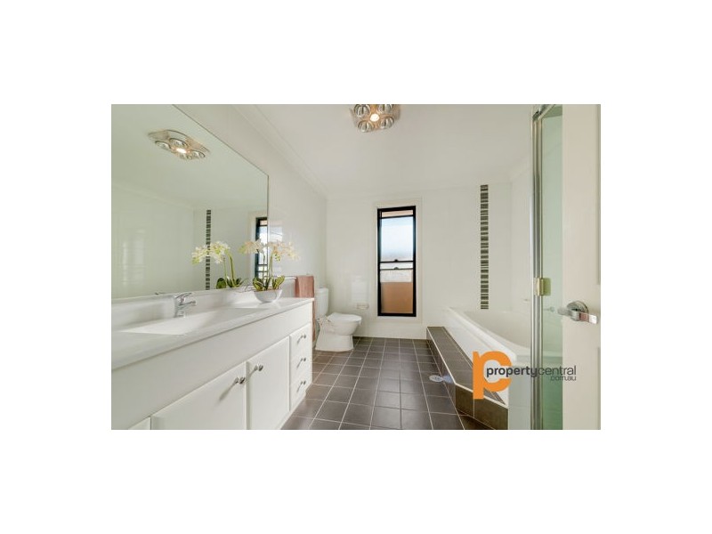 15 Iluka Road, Claremont Meadows NSW 2747