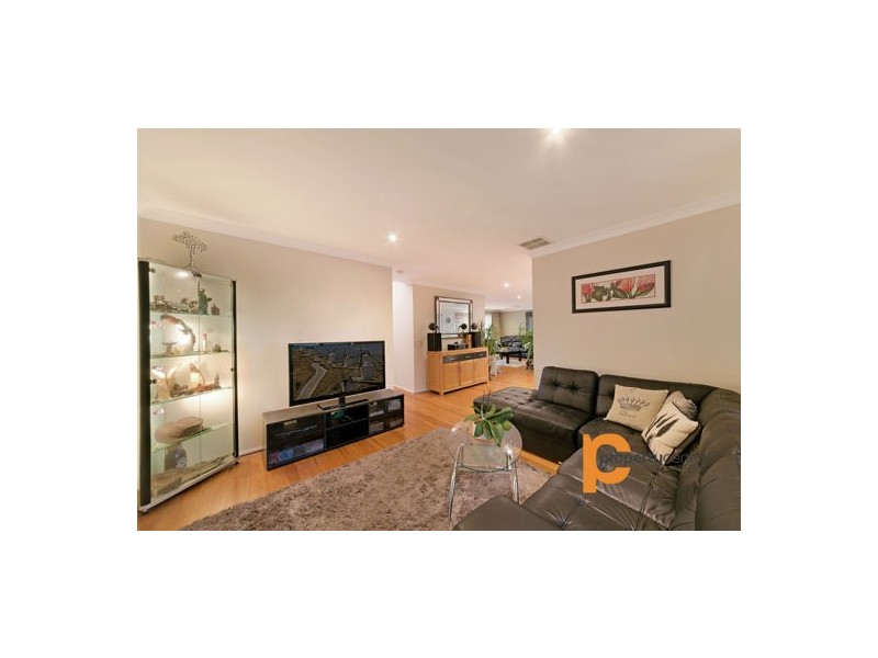 8. Leonay Parade, Leonay NSW 2750