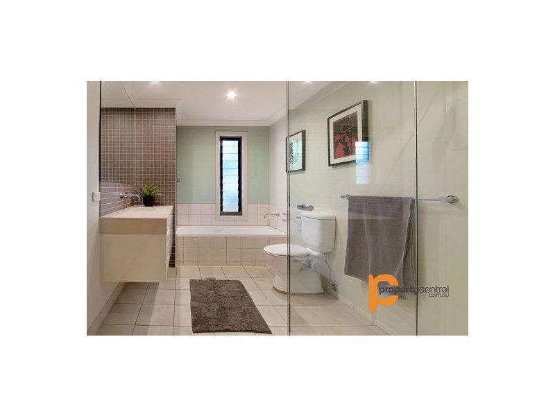 15 Dryad Place, Leonay NSW 2750