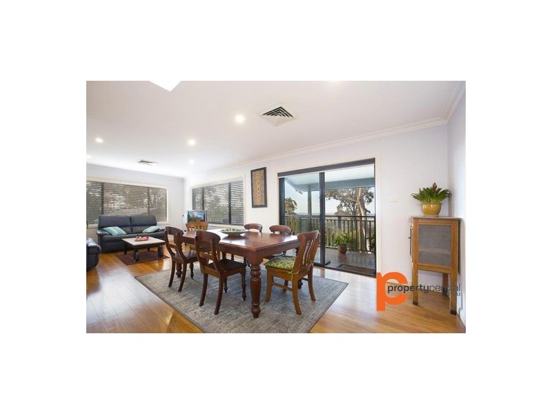 28 Darwin Drive, Lapstone NSW 2773