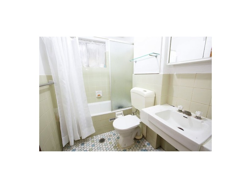 2/193 Derby Street, Penrith NSW 2750