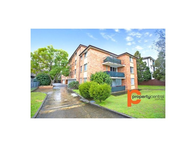 2/193 Derby Street, Penrith NSW 2750