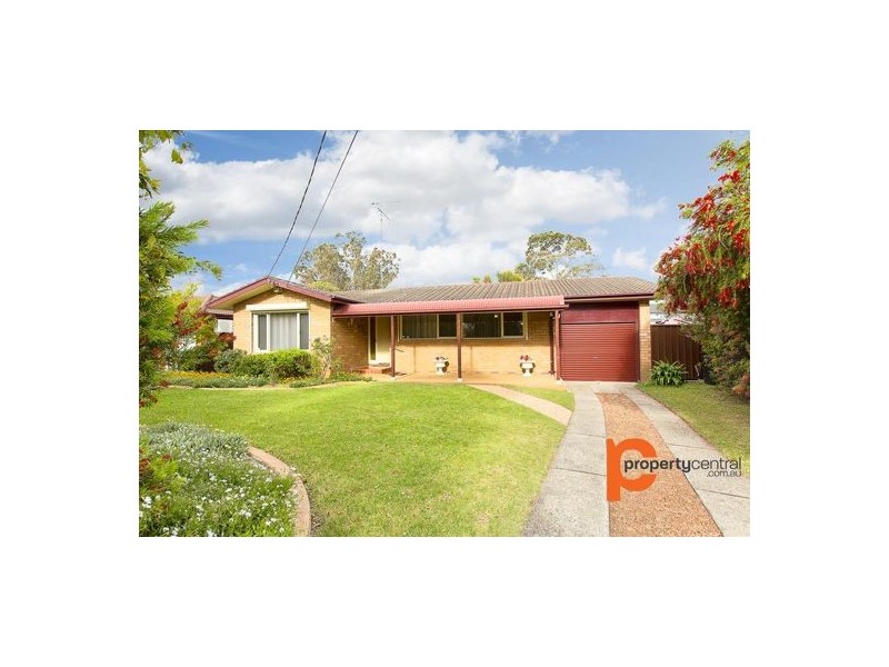 18 Robyn Avenue, South Penrith NSW 2750