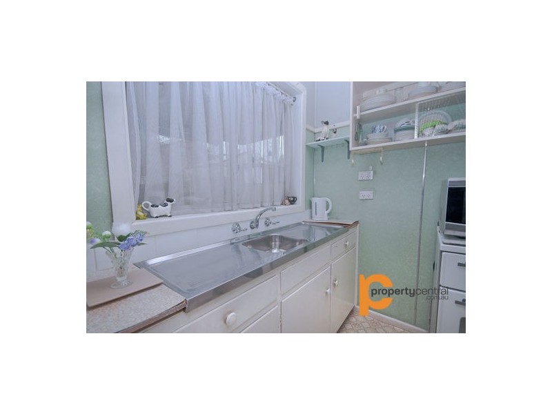 13 Baronesa Road, South Penrith NSW 2750