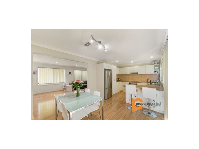 2/41. Jones Street, Kingswood NSW 2747