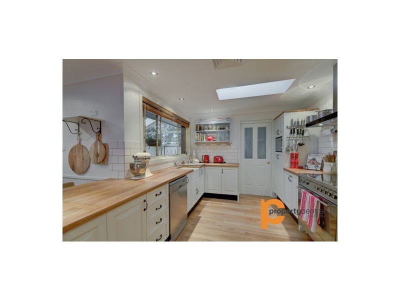 30 Camellia Avenue, Glenmore Park NSW 2745