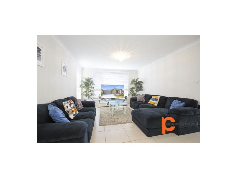 17 Bugle Street, Ropes Crossing NSW 2760