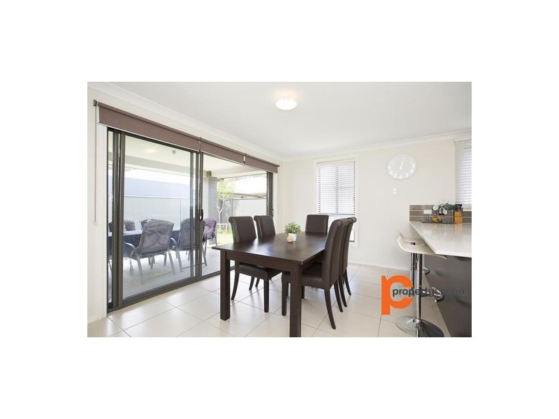 17 Bugle Street, Ropes Crossing NSW 2760