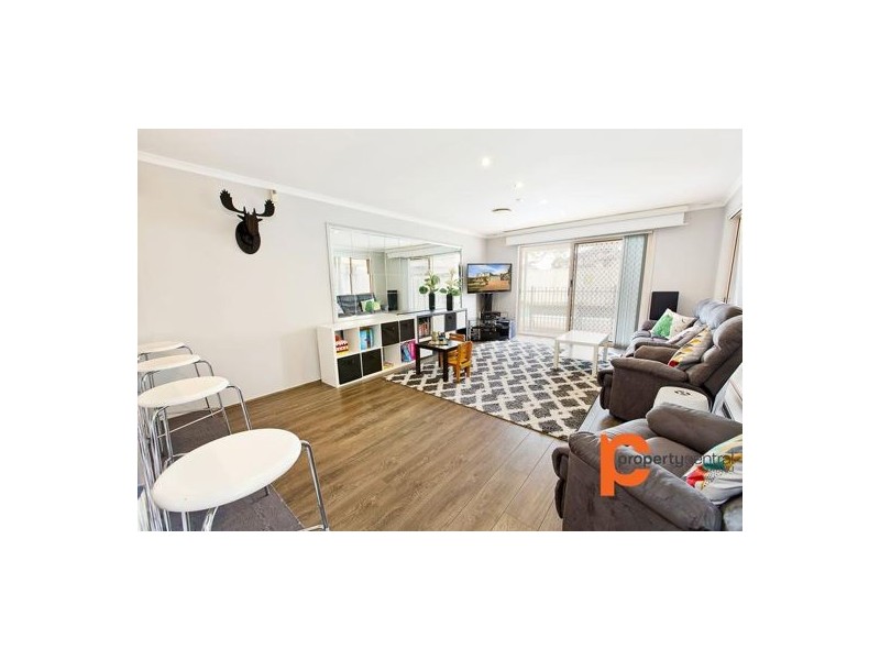 75 Goldmark Crescent, Cranebrook NSW 2749