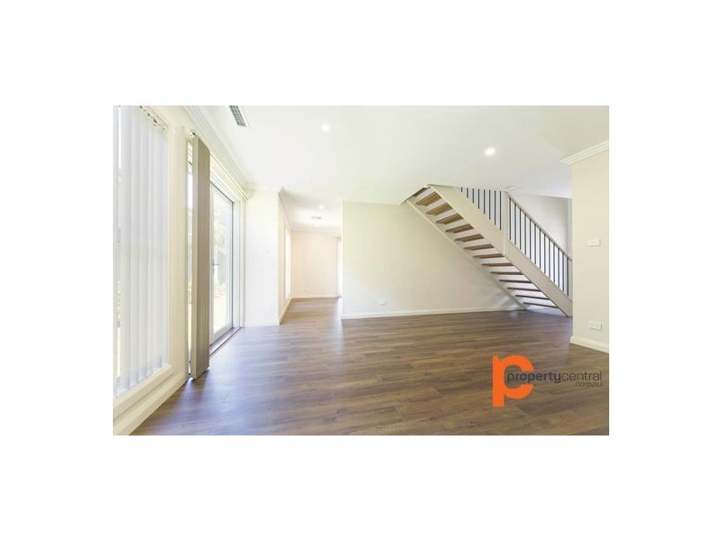 1/135 Oxford Street, Cambridge Park NSW 2747