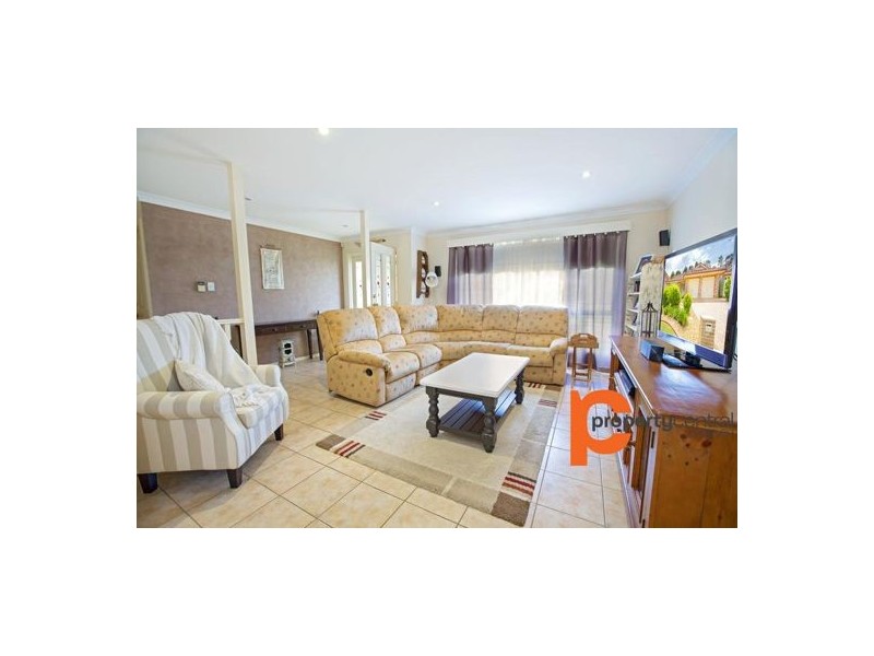 29 Sunbird Terrace, Glenmore Park NSW 2745