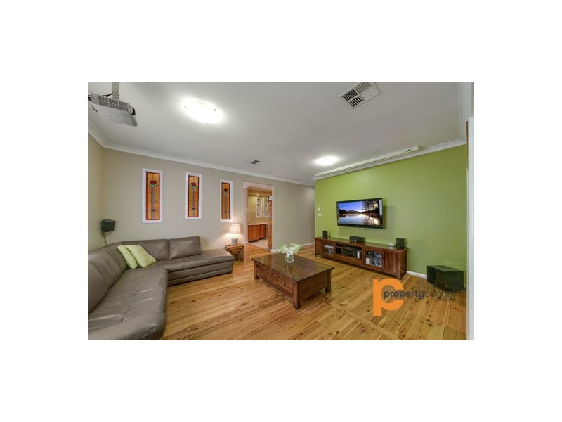 6 Carrington Street, St Marys NSW 2760